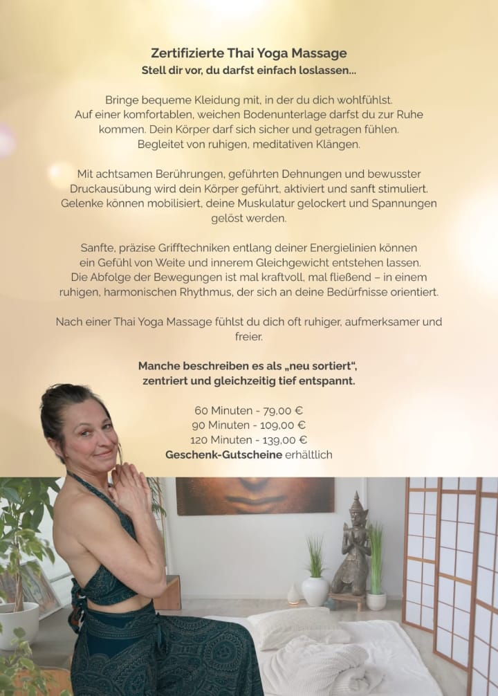Entspannte Atmosphäre während einer Thai Yoga Massage zur Förderung von Ruhe und Regeneration